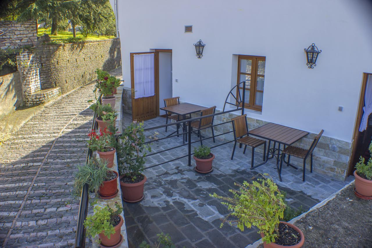 Old Bazaar 1790 호텔 Gjirokastër 외부 사진